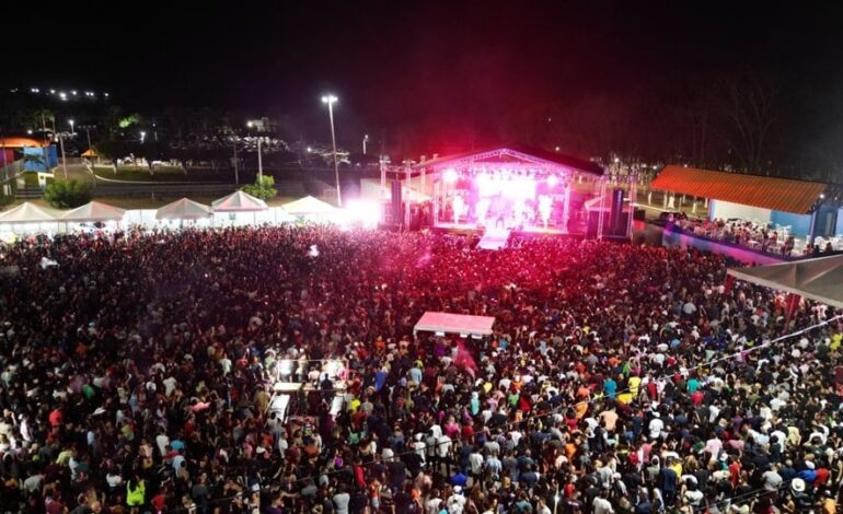  Mika Preta 2025: Três Noites de Folia, Alegria e Música Boa em Pedra Preta!